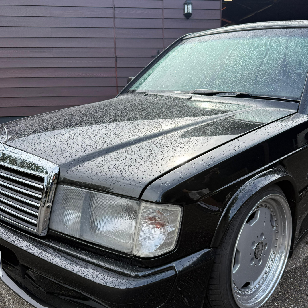 Waterbeading effect door graphene coating op autolak